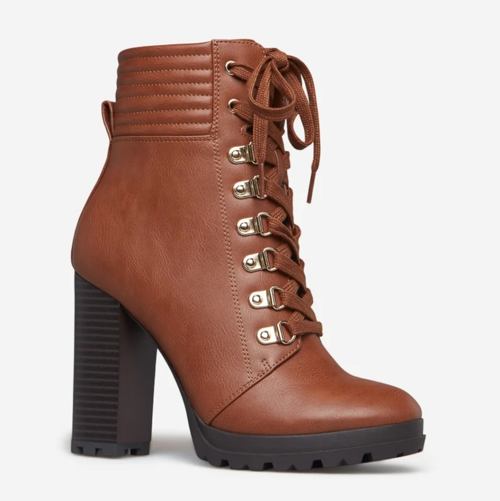 🌟 NEW 🌟 Block heel bootie - Picture 3 of 4